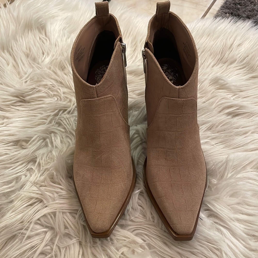 Vince Camuto snipped-toe heeled bootie in the color truffle taupe